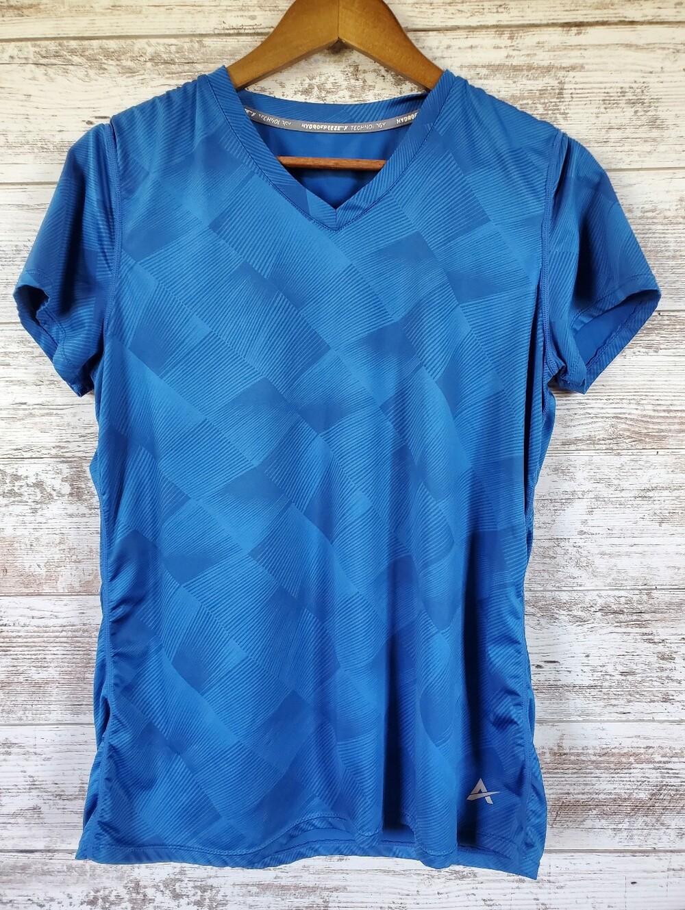 Arctic Cool Women's V-Neck Performance Tees Lot Blue Geometric Activewear Sz M - Picture 2 of 15